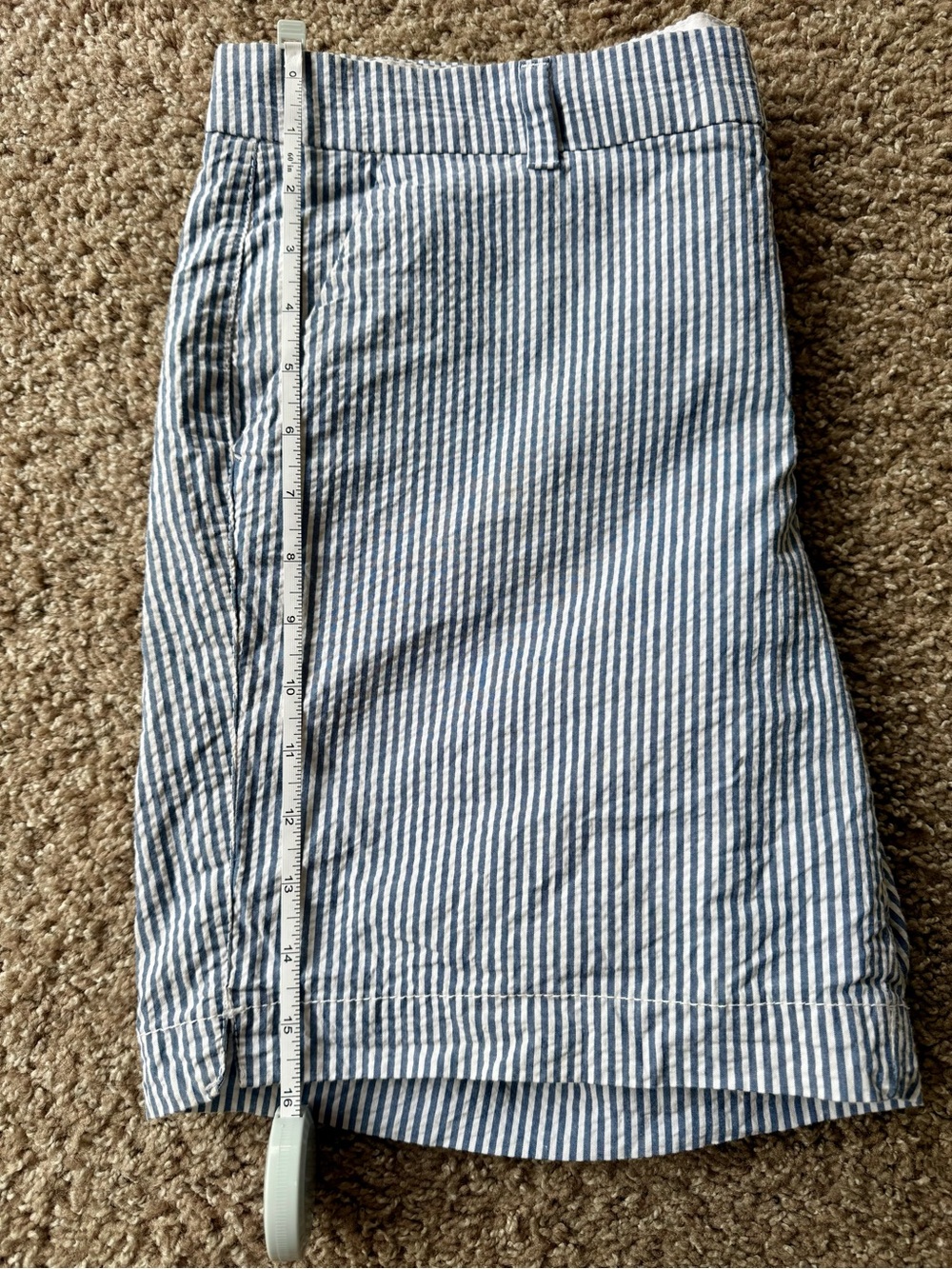 Old Navy Blue Seersucker Stripe Women's Shorts - Picture 6 of 6